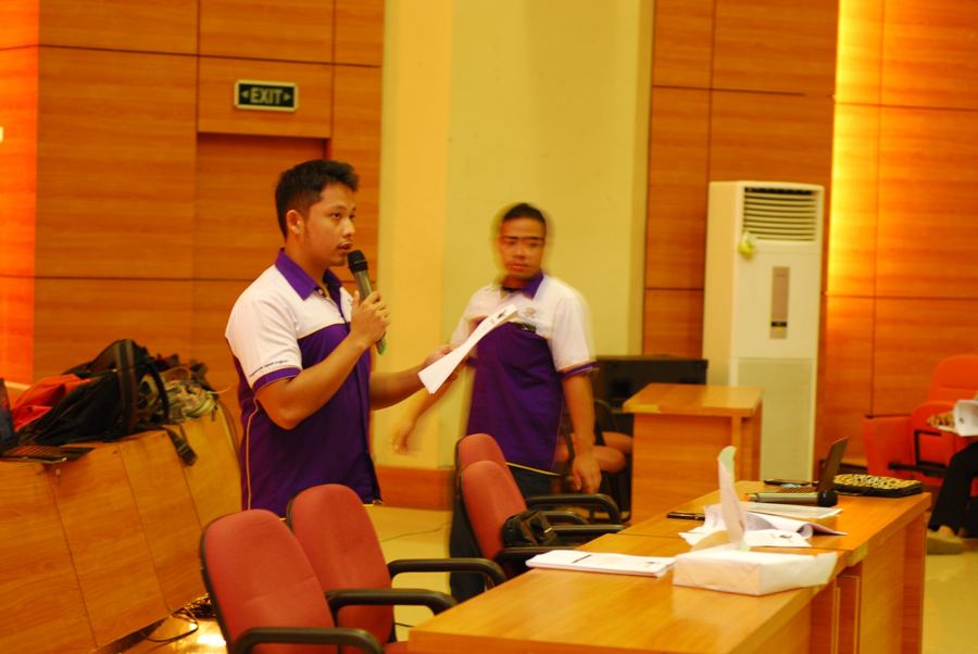 Sesi tanya jawab seminar
